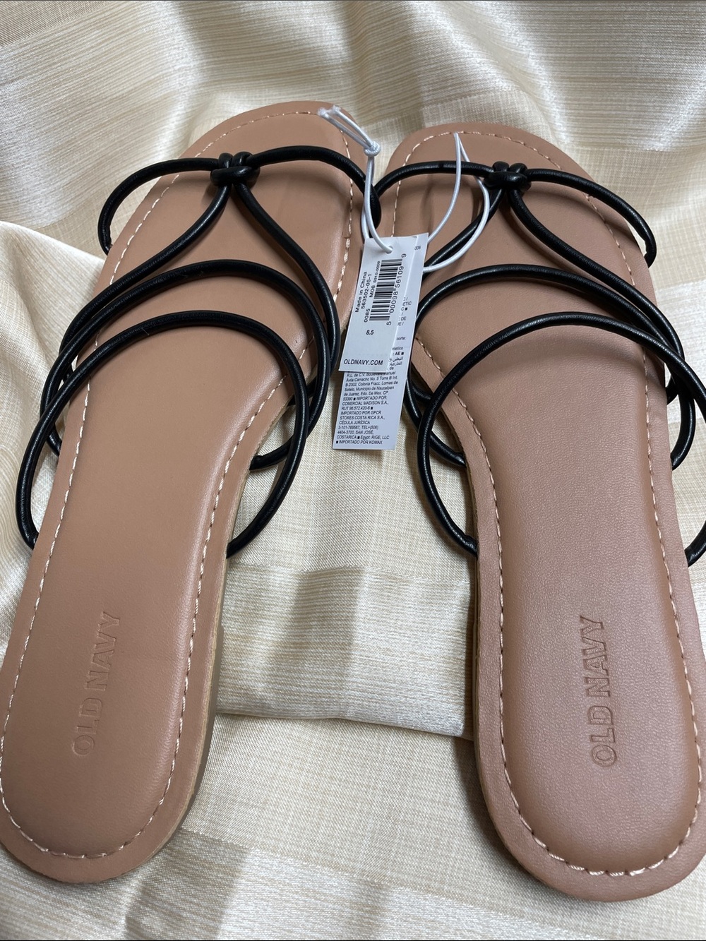 Old Navy Black Strappy Sandals with Tan Footbed - Women's Size 8.5 NWT - Picture 1 of 6